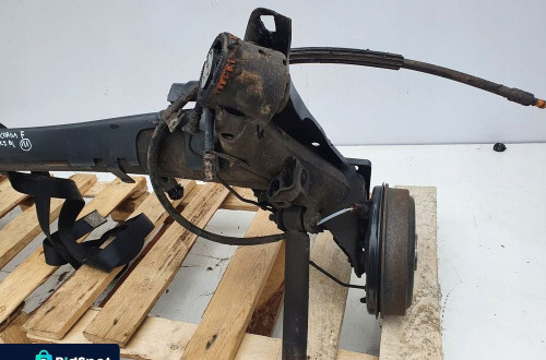 Opel Corsa F 1.2 TYLNA BELKA ZAWIESZENIA OŚ ŁADNA