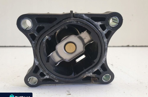 Volvo V60 II 1.5 T OBUDOWA TERMOSTATU WODY 31686046
