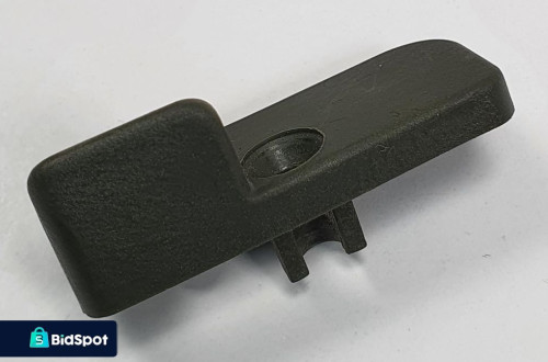 SPINKA ZATRZASK PÓŁKI TYŁ MERCEDES W126 1268460044