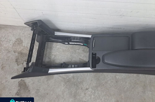 PODŁOKIETNIK TUNEL ŚRODKOWY MERCEDES W212 KOMBI