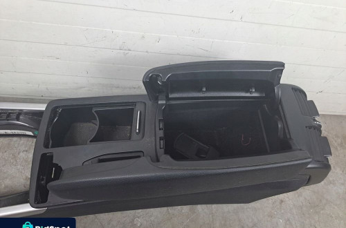 PODŁOKIETNIK TUNEL ŚRODKOWY MERCEDES W212 KOMBI