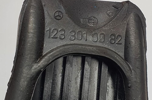 PEDAŁ GAZU MERCEDES W126 1263000504