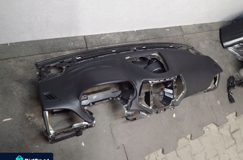 DESKA ROZDZIELCZA KONSOLA JEEP CHEROKEE KL