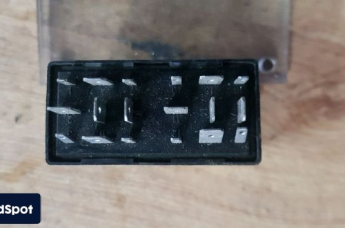 AUDI SEAT SKODA VW PRZEKAŹNIK MULTIFUNKCJI 1J0907487A