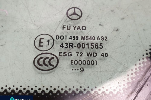Mercedes W207 Coupe PRAWA BOCZNA SZYBA Trójkąt