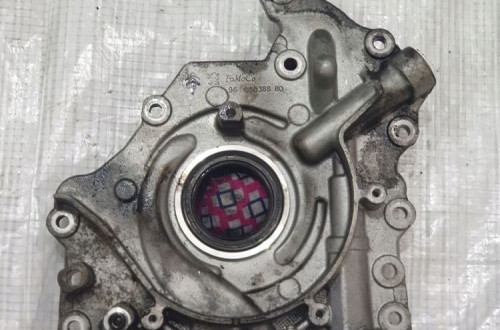 POMPA OLEJU FORD CITROEN PEUGEOT 1.5 1.6 HDI TDCI