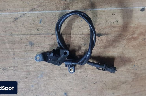 OPEL FIAT 1.9 JTD CDTI CZUJNIK WAŁKA ROZRZĄDU 0281002213