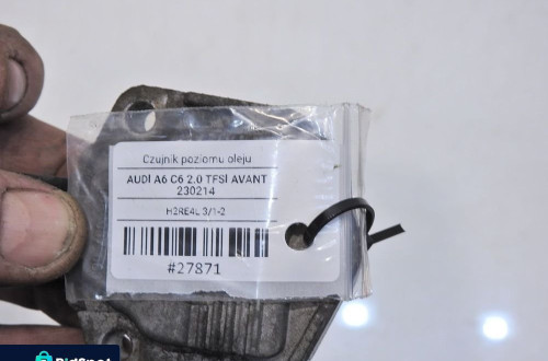 CZUJNIK POZIOMU OLEJU AUDI A6 C6 2.0 TFSI