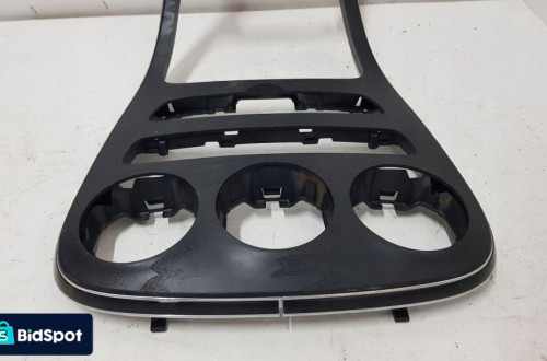 panel ramka środkowa mercedes w205 a2056809504