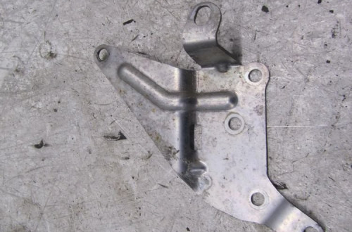 bmw e90 wspornik pompy abs 34506762464