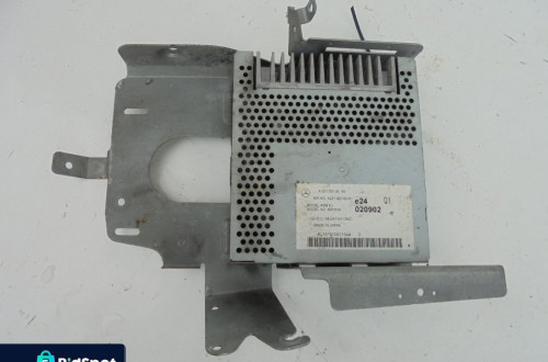 WZMACNIACZ AUDIO MERCEDES S-KLASA W221 A2218209089 F-VAT