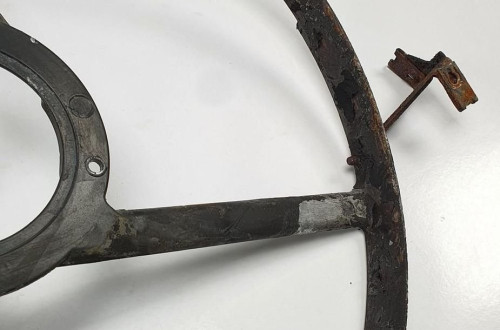 OBUDOWA WENTYLATORA MERCEDES W126 3.8 V8