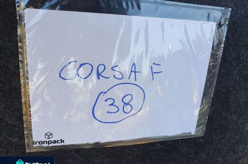 Opel Corsa F 5D PODŁOGA BAGAŻNIKA Wykładzina