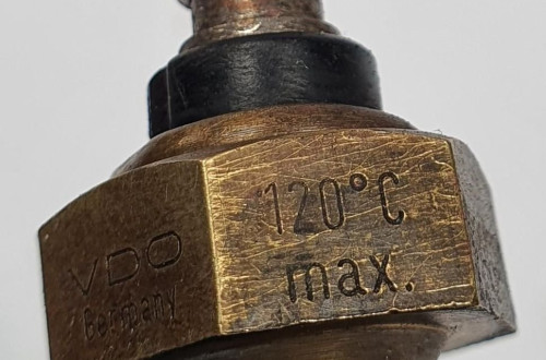 CZUJNIK TEMPERATURY PŁYNU MERCEDES W126 3.8 V8