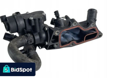 CAPTUR OBUDOWA TERMOSTATU 1.2 TCE 110601073R