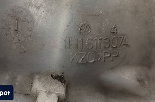 SERWO HAMULCOWE VOLKSWAGEN GOLF III 1H1612105A