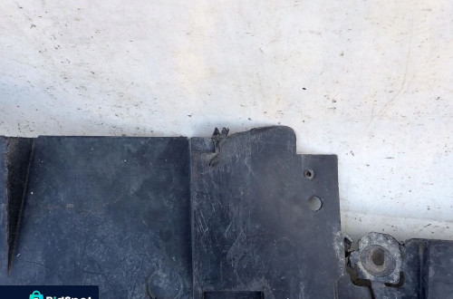 RENAULT TRAFIC III 14-21 OSŁONA PŁYTA POD ZDERZAK