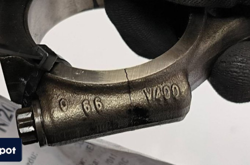 TŁOK AUDI A6 C7 038JDE