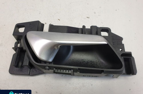 Opel Corsa F 1.2 12V KLAMKA WEWNĘTRZNA prawy przód