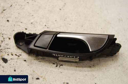 KLAMKA WEWNĘTRZNA DRZWI LEWY PRZÓD 4L0837019 AUDI Q7