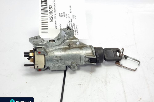 STACYJKA AUDI A4 B5 4D0905851A