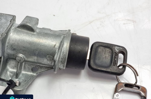 STACYJKA AUDI A4 B5 4D0905851A
