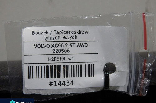 TAPICERKA DRZWI LEWY TYŁ VOLVO XC90 I