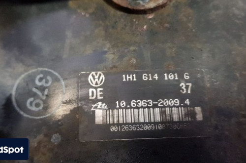 VOLKSWAGEN GOLF III SERWO HAMULCOWE 1H1614101G