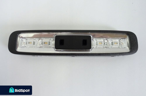Mercedes W213 C213 LAMPKA OŚWIETLENIA LED lampa