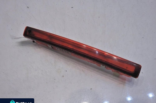 ŚWIATŁO STOP STOPU RENAULT SCENIC II 8200073239