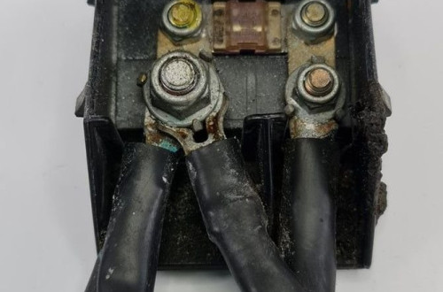 BEZPIECZNIK GŁÓWNY MERCEDES CLK W208 0025460641