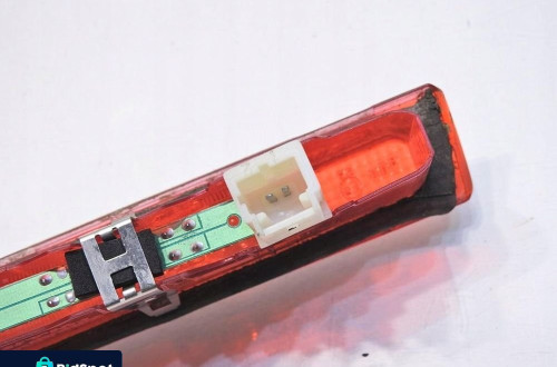 ŚWIATŁO STOP STOPU RENAULT GRAND SCENIC II