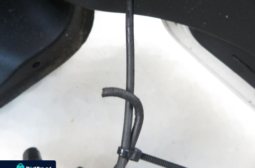 KLAPKA WLEWU PALIWA BMW X1 E84 2990139