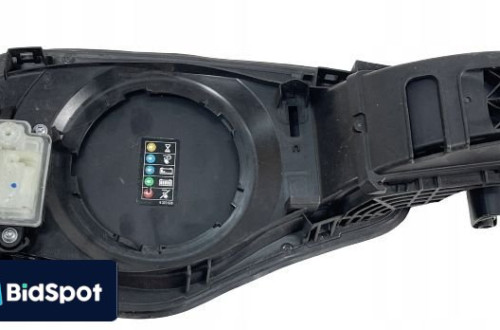 BMW X1 F48 PHEV KLAPKA LADOWARKI 8496628