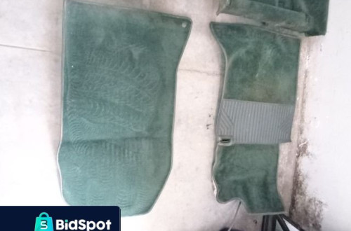 PODŁOGA WYKŁADZINA MERCEDES W124 KOMBI 84-93 NR165