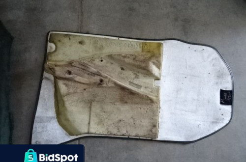 PODŁOGA WYKŁADZINA MERCEDES W124 KOMBI 84-93 NR165