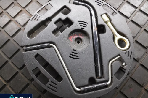 ZESTWA KOŁA ZAPASOWEGO FIAT PUNTO I KLUCZ UCHO