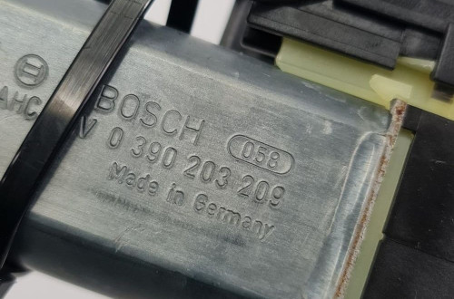 SILNICZEK REGULACJI FOTELA LEWY MERCEDES W204