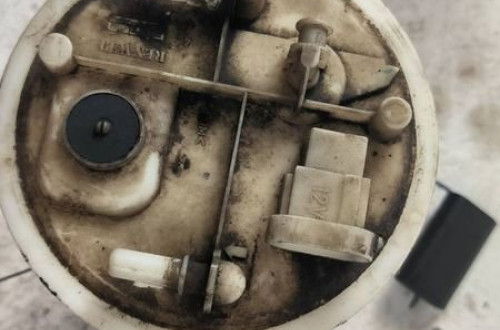 POMPKA PALIWOWA OPEL VIVARO II