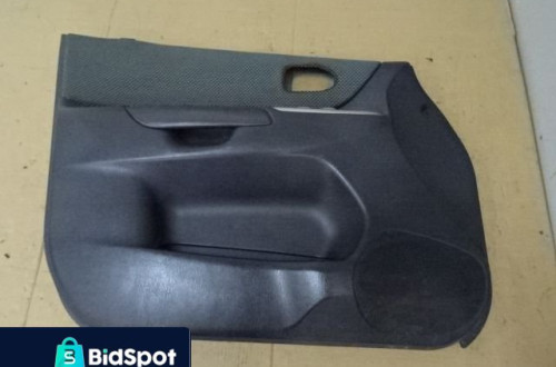 BOCZEK DRZWI LEWY PRZÓD MAZDA PREMACY I LIFT 01-05 NR414