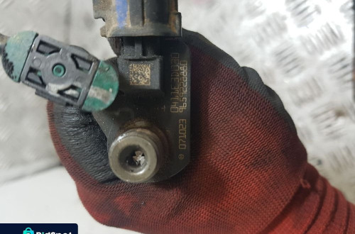 WTRYSKI WTRYSKIWACZE KOMPLET CITROEN C5 III