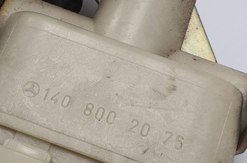 ZAMEK DOCIĄG KLAPY TYŁ MERCEDES W140 1408002075