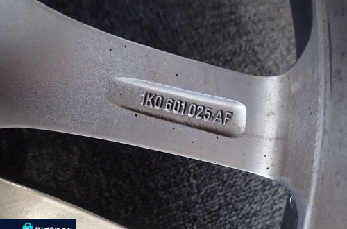 FELGA ALUMINIOWA VW 1K0 17" 7J 5X112 ET54
