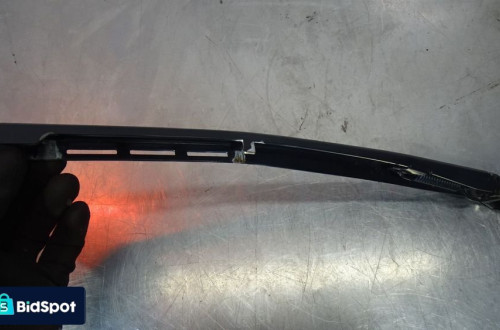 RAMIĘ WYCIERACZKI PRZÓD LEWE AUDI A4 B6 1.9TDI 8E1955405