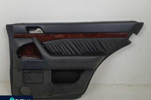 TAPICERKA BOCZEK DRZWI PRAWY TYŁ MERCEDES W140