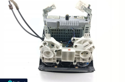 RADIO CD PANEL KLIMATYZACJI MAZDA 6 I GG/GY (2002-2005)