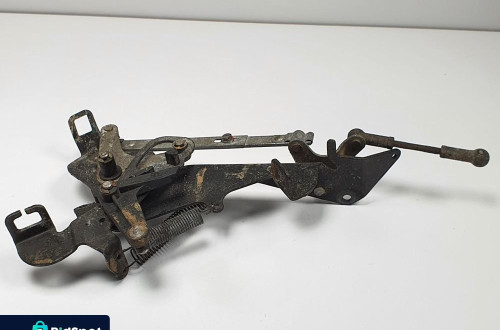 MECHANIZM CIĘGNA PEDAŁU GAZU MERCEDES W140 3.2