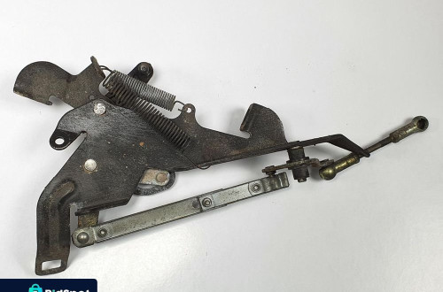 MECHANIZM CIĘGNA PEDAŁU GAZU MERCEDES W140 3.2