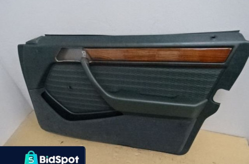 BOCZEK BOCZKI DRZWI MERCEDES W124 KOMBI 84-93 NR405