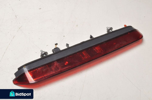 PEUGEOT 5008 II ŚWIATŁO LAMPA STOP STOPU